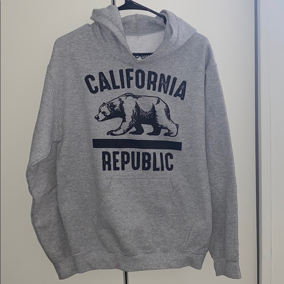 Gray sweatshirt - Picture 1 of 2